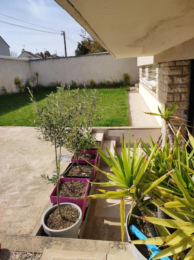 Agreable Appartement Familial Avec Jardin Blois Dış mekan fotoğraf